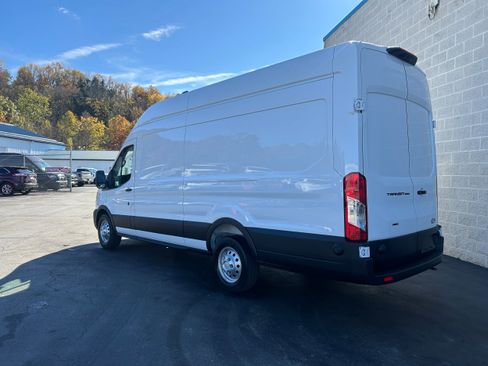 New 2026 Ford Transit 250 148 High Roof Extended AWD w/ Load Area Protection Package image 7