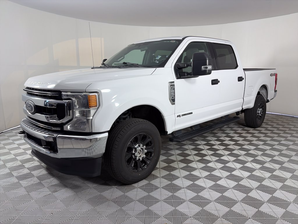 Certified 2020 Ford F250 XLT AWD/4WD image 3