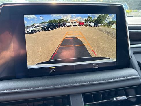 Used 2024 Chevrolet Tahoe LT AWD/4WD image 22