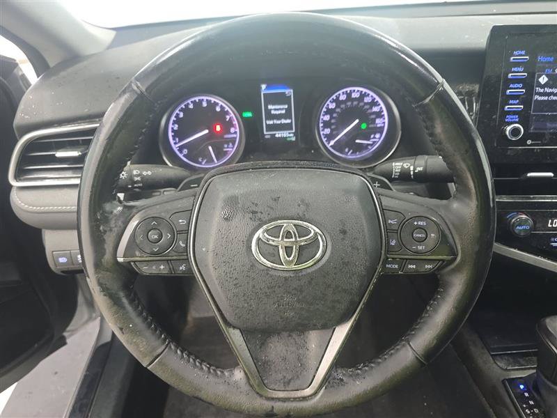 Used 2021 Toyota Camry SE w/ Cold Weather Package FWD image 8