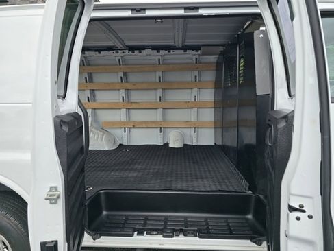 Used 2023 Chevrolet Express 2500 w/ Driver Convenience Package image 18