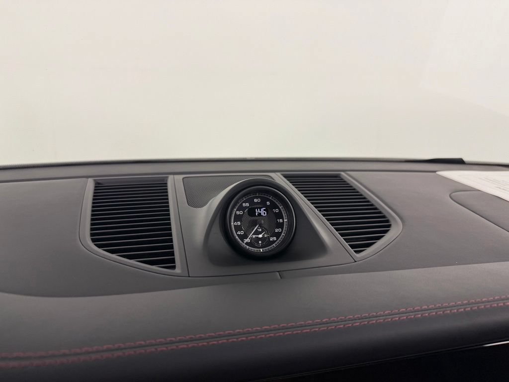 Certified 2025 Porsche Macan GTS AWD/4WD image 22