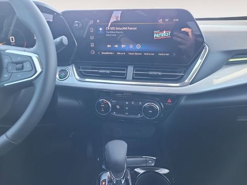 New 2026 Chevrolet Trax LT w/ Driver Confidence Package image 15