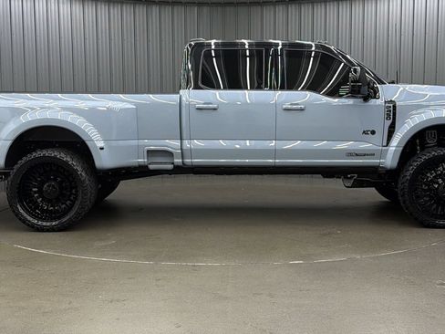 Used 2026 Ford F450 Platinum w/ FX4 Off-Road Package AWD/4WD image 6
