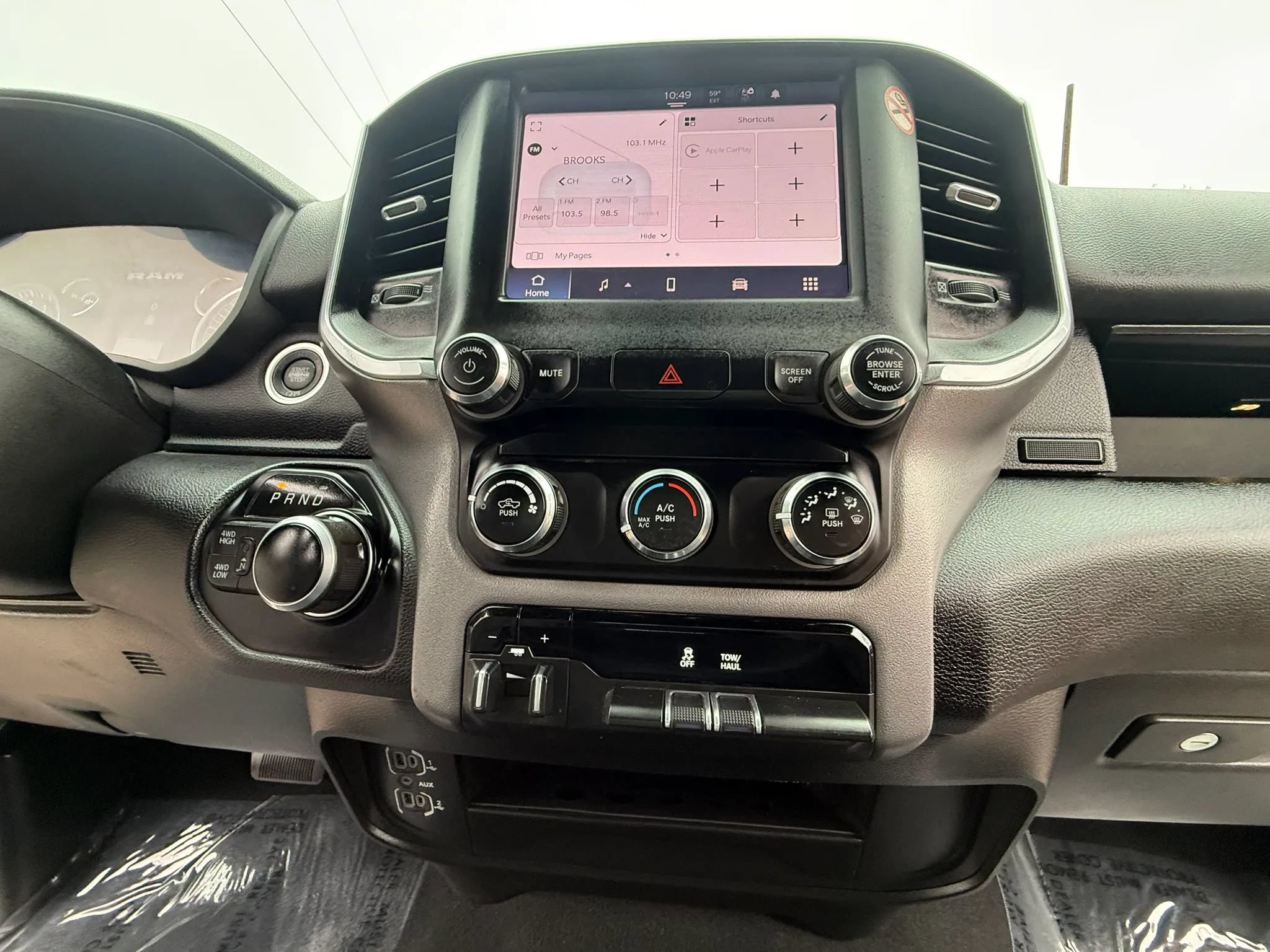 Used 2024 RAM 2500 Big Horn AWD/4WD image 27