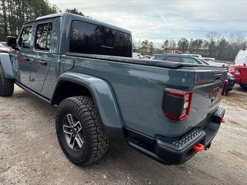 Certified 2024 Jeep Gladiator Mojave image 10