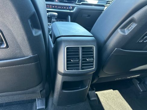 Certified 2025 Kia Sportage X-Line w/ Premium Package AWD/4WD image 18