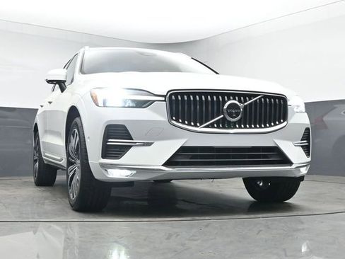 Used 2023 Volvo XC60 B5 Plus w/ Protection Package Premier image 37