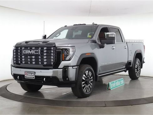 Used 2026 GMC Sierra 2500 Denali Ultimate AWD/4WD image 10