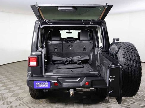 Used 2021 Jeep Wrangler Unlimited Sahara w/ Uconnect 4C Nav & Sound Group image 12