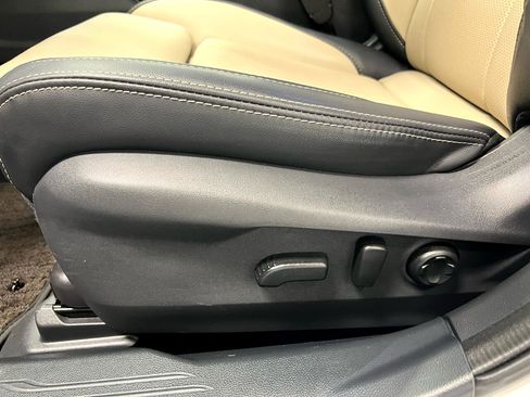 Used 2025 Subaru Outback Limited w/ Popular Package #2 image 7