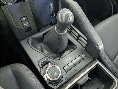 Used 2024 Toyota Tacoma SR image 33