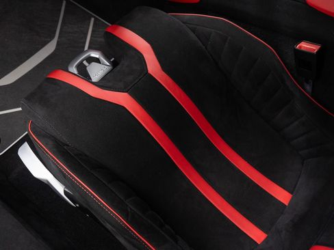 Used 2023 Lamborghini Huracan STO RWD image 20