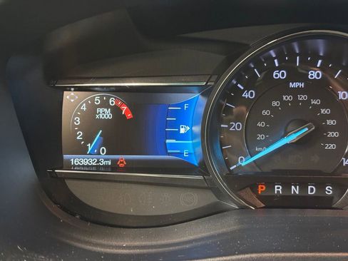 Used 2018 Ford Explorer Limited AWD/4WD image 33