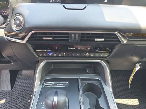 Certified 2026 MAZDA CX-90 3.3 Turbo w/ Premium Plus Pkg AWD/4WD image 28