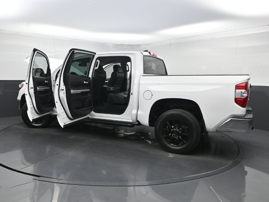 Used 2020 Toyota Tundra SR5 w/ SR5 Leather Package AWD/4WD image 35
