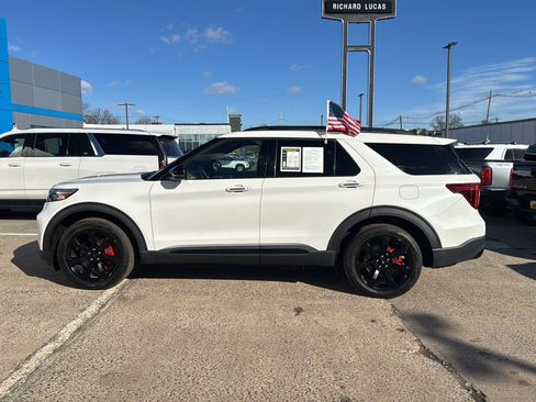 Used 2023 Ford Explorer ST w/ Equipment Group 401A image 8