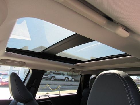 New 2026 Mitsubishi Outlander SEL FWD image 25