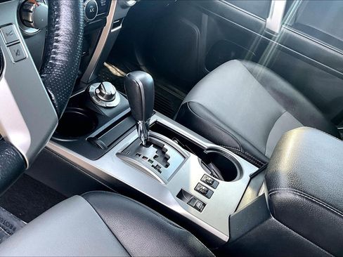 Used 2023 Toyota 4Runner SR5 Premium image 16