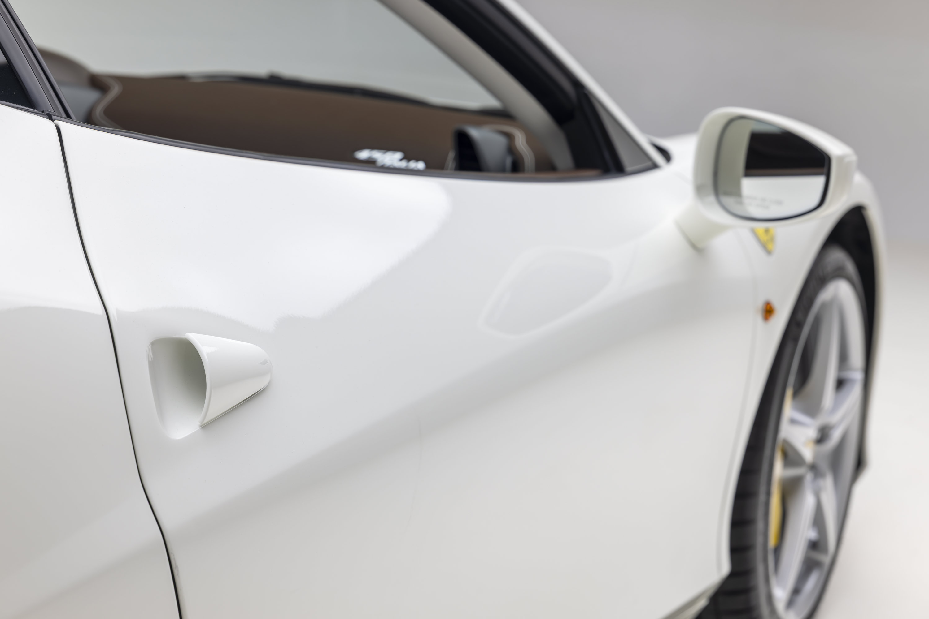 Certified 2014 Ferrari 458 Italia Coupe RWD image 27