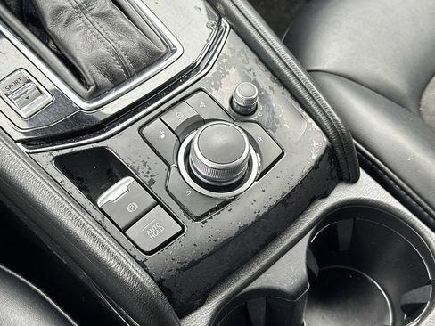 Used 2021 MAZDA CX-5 Touring image 35