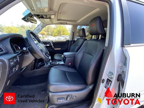 Certified 2024 Toyota 4Runner TRD Off-Road Premium w/ Moonroof Package AWD/4WD image 34