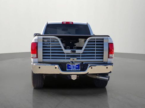 Used 2018 RAM 3500 Tradesman w/ Chrome Appearance Group RWD image 5