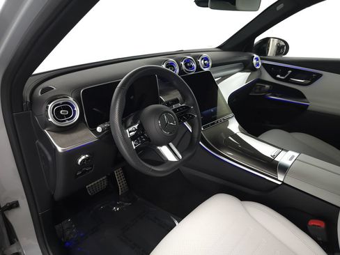 Certified 2026 Mercedes-Benz GLC 300 4MATIC image 9