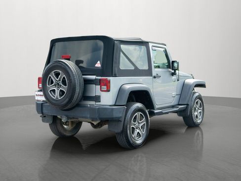 Used 2016 Jeep Wrangler Sport w/ Quick Order Package 24S AWD/4WD image 7
