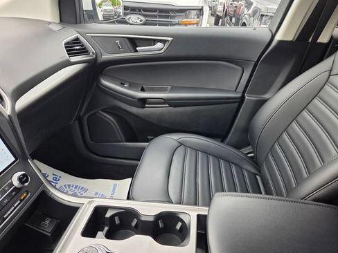 Used 2024 Ford Edge SEL w/ Convenience Package AWD/4WD image 13