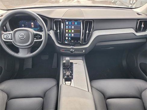 Certified 2025 Volvo XC60 B5 Plus image 29