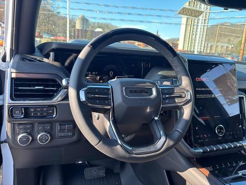 New 2026 GMC Yukon Denali image 15