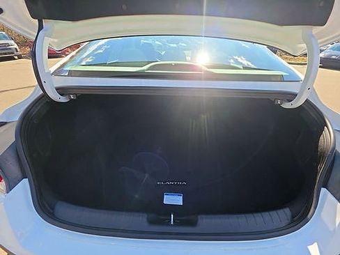 New 2026 Hyundai Elantra SEL Sport image 24