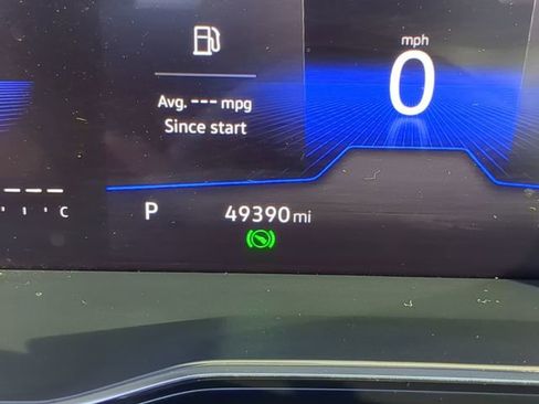 Certified 2023 Volkswagen Jetta SE image 32