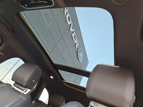 New 2026 Land Rover Range Rover Velar S image 10