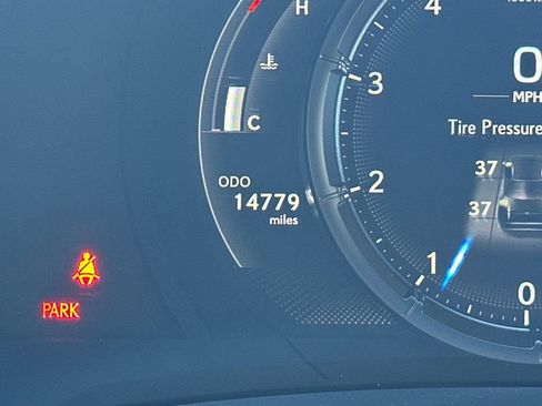 Used 2023 Lexus RC 350 F Sport image 29