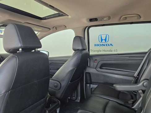 Used 2023 Honda Odyssey EX-L image 12