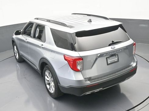 Used 2022 Ford Explorer XLT w/ Equipment Group 202A image 47