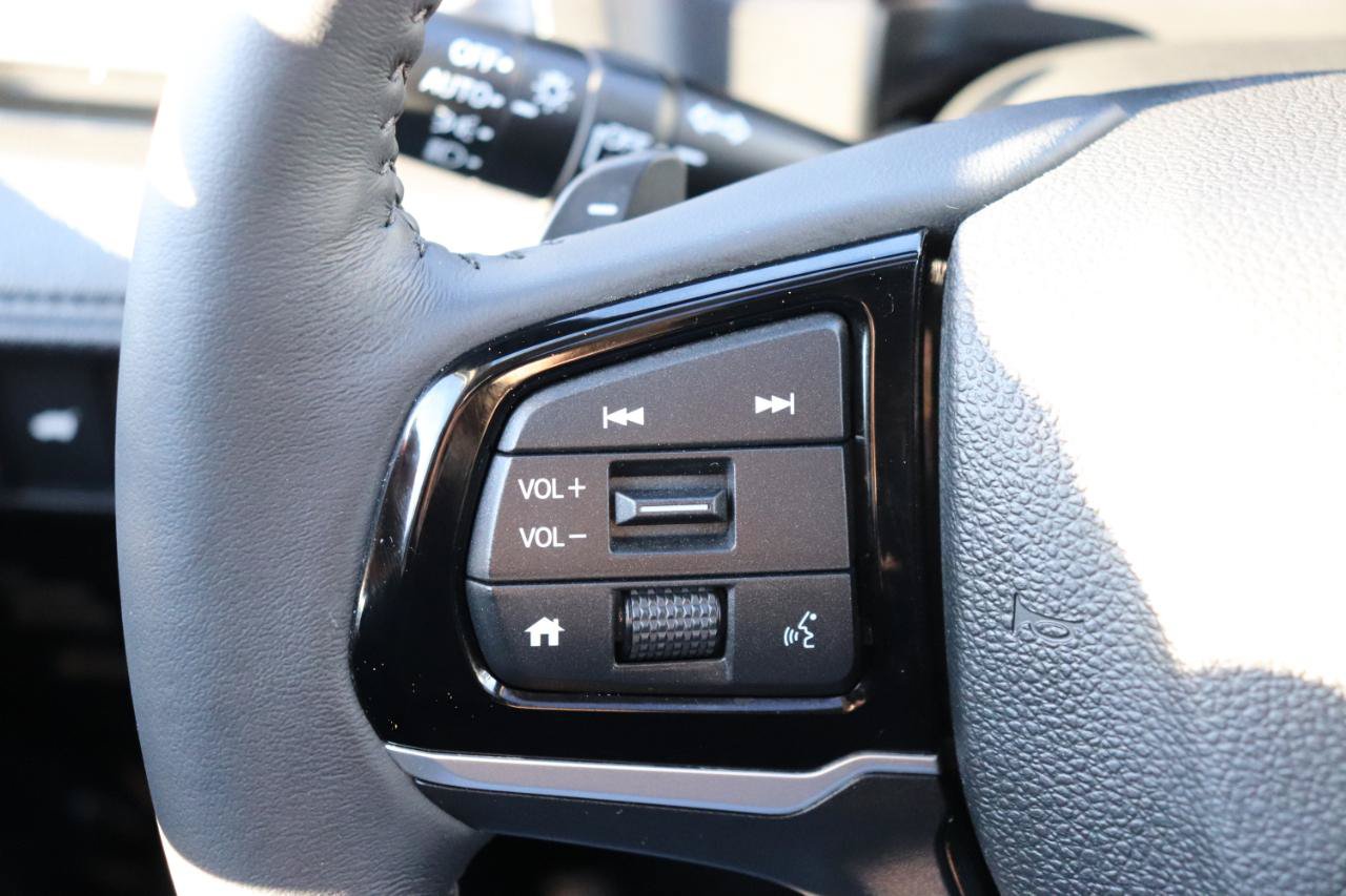 Used 2026 Honda Odyssey Elite image 36