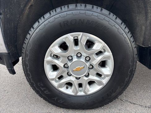 Used 2022 Chevrolet Silverado 2500 LT w/ Fleet Comfort Package image 21