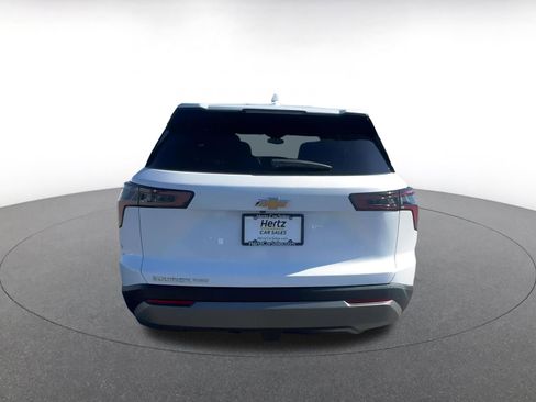 Used 2025 Chevrolet Equinox LT image 12