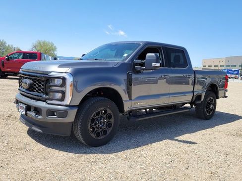 New 2026 Ford F250 XLT w/ XLT Premium Package image 4