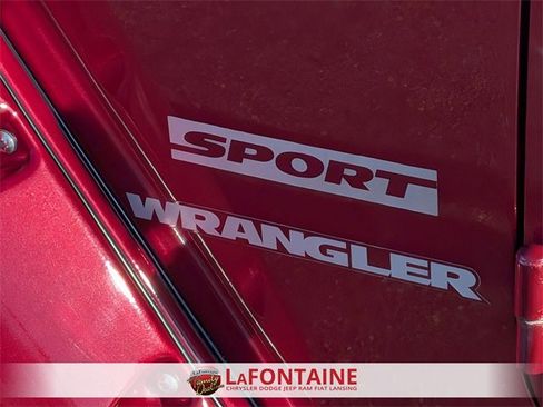 Used 2012 Jeep Wrangler Sport image 9