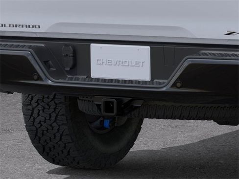 New 2026 Chevrolet Colorado ZR2 w/ Technology Package image 14