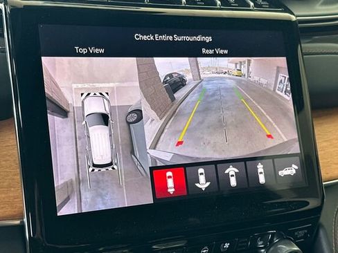 New 2022 Jeep Grand Cherokee Summit image 20