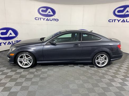 Used 2013 Mercedes-Benz C 250 Coupe image 6