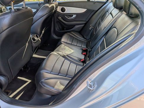 Used 2015 Mercedes-Benz C 300 4MATIC Sedan image 32