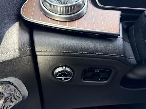 Used 2023 Mercedes-Benz EQE 500 4MATIC SUV image 36