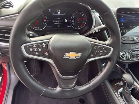 Used 2023 Chevrolet Malibu LT w/ Driver Confidence Package FWD image 16