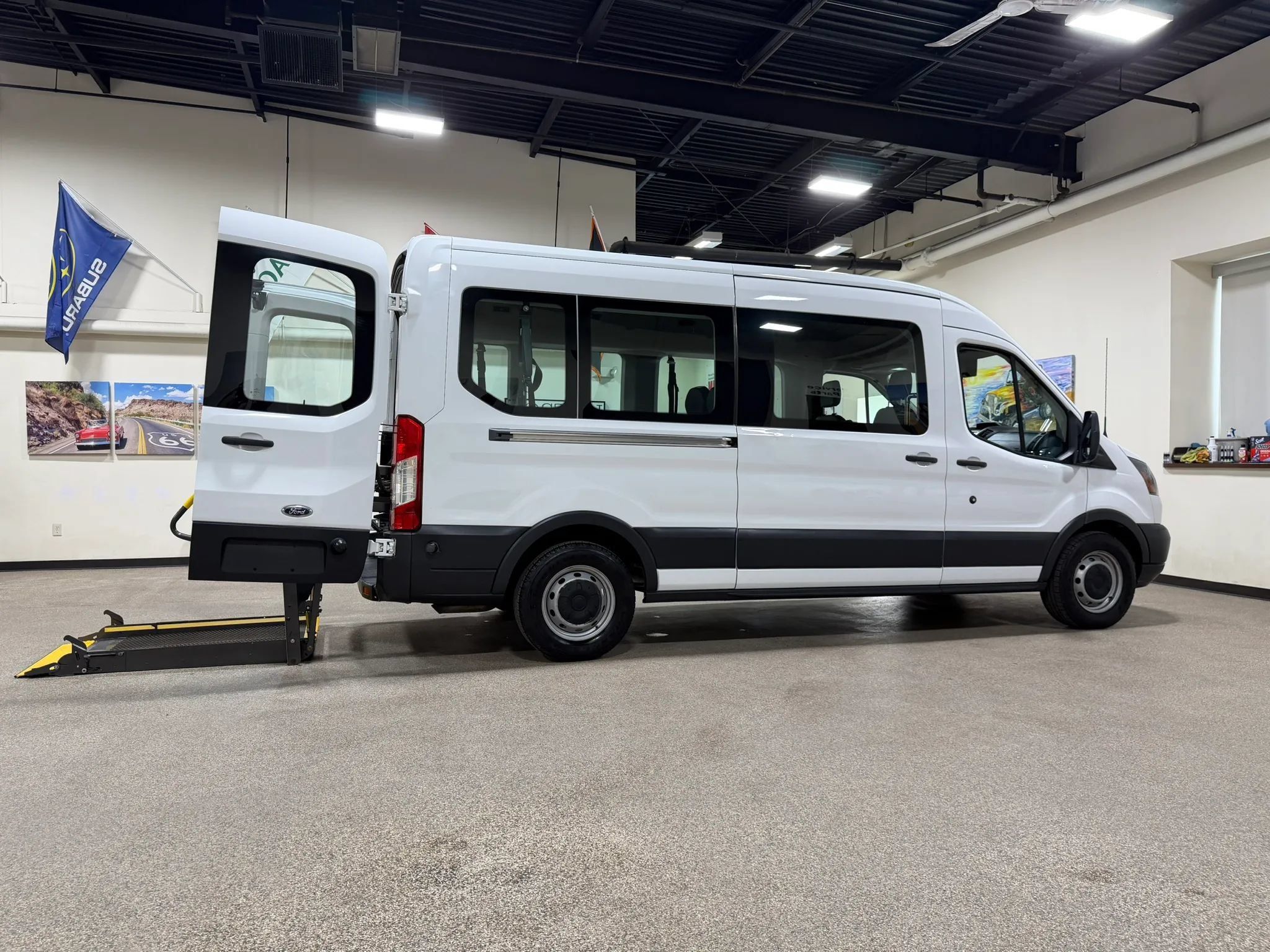 Used 2015 Ford Transit 350 XL RWD image 47